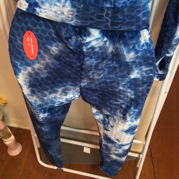 🎉Yes! Navy Blue Crop Top Jogging Set🎉SizeMedium - Picture 7 of 8